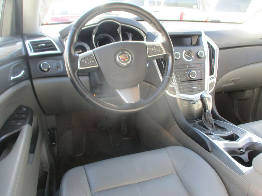 2012 Cadillac SRX Image 10