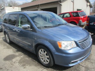 Image for 2012 Chrysler Town & Country Touring L ID: 7282995
