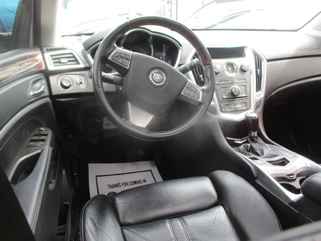 2012 Cadillac SRX Image 8