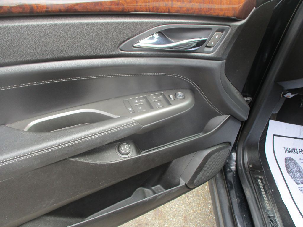 2012 Cadillac SRX Image 9