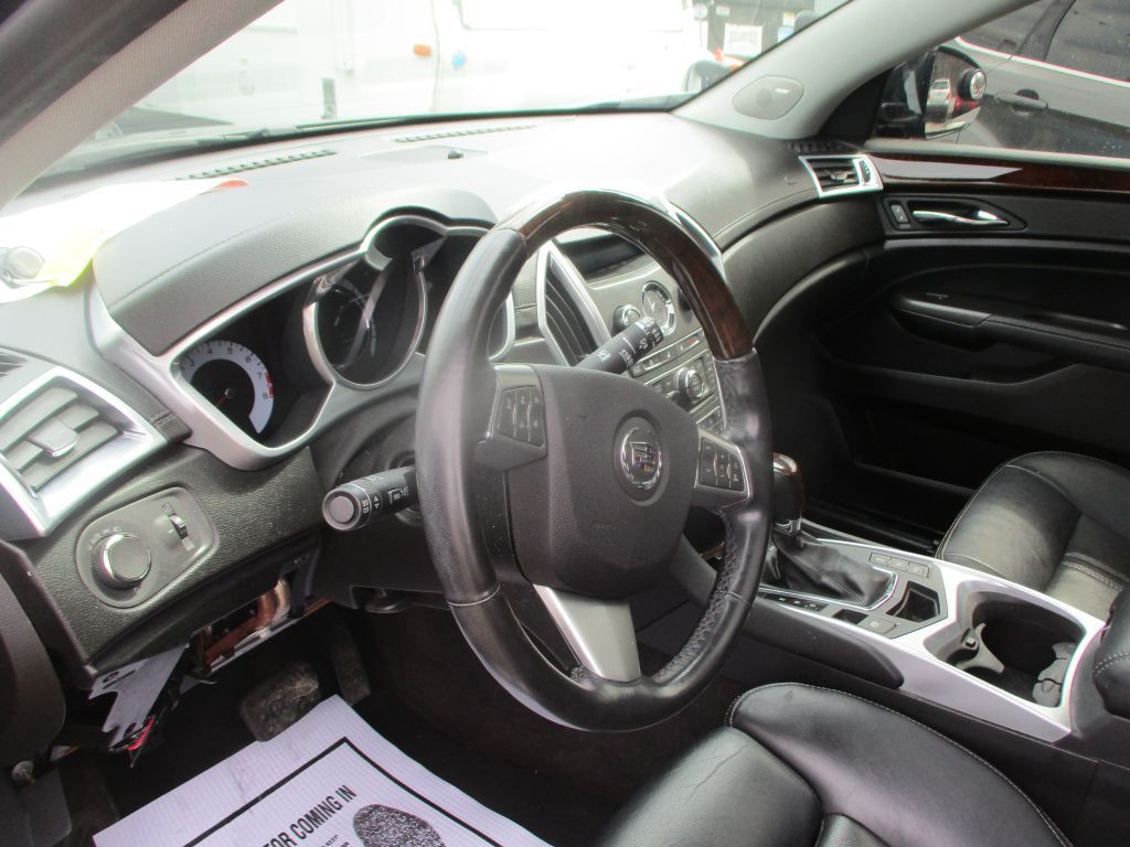 2012 Cadillac SRX Image 12