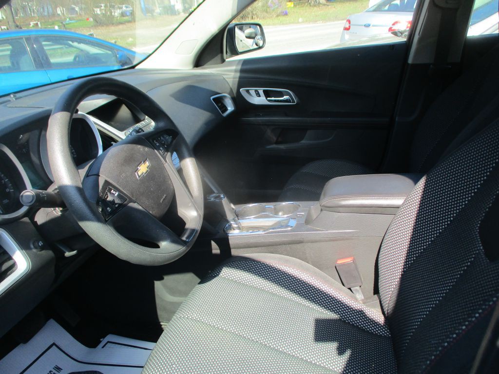 2016 Chevrolet Equinox Image 12