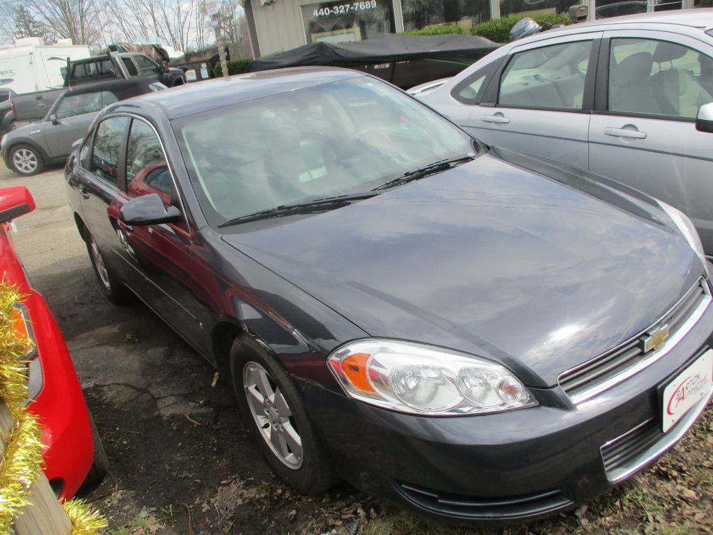 2008 Chevrolet Impala Image 2