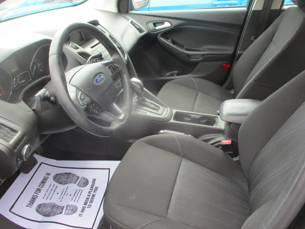 2015 Ford Focus Image 10