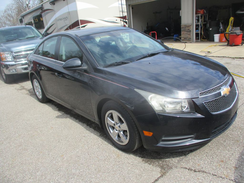 2012 Chevrolet Cruze Image 2