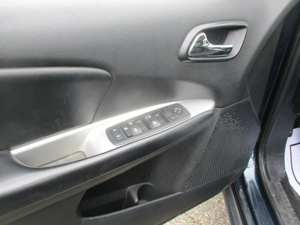 2014 Dodge Journey Image 9