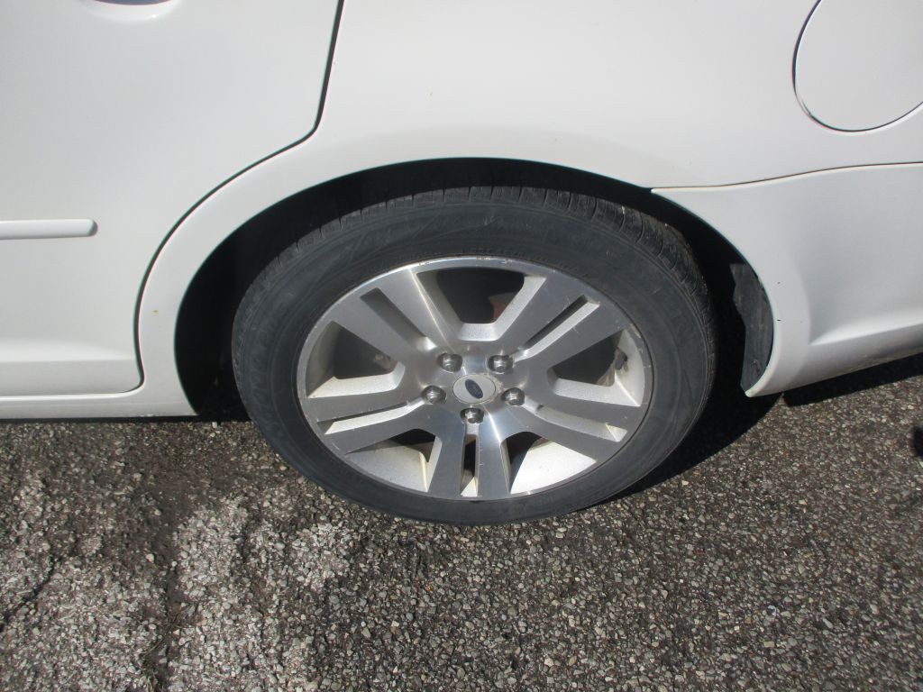 2009 Ford Fusion Image 6