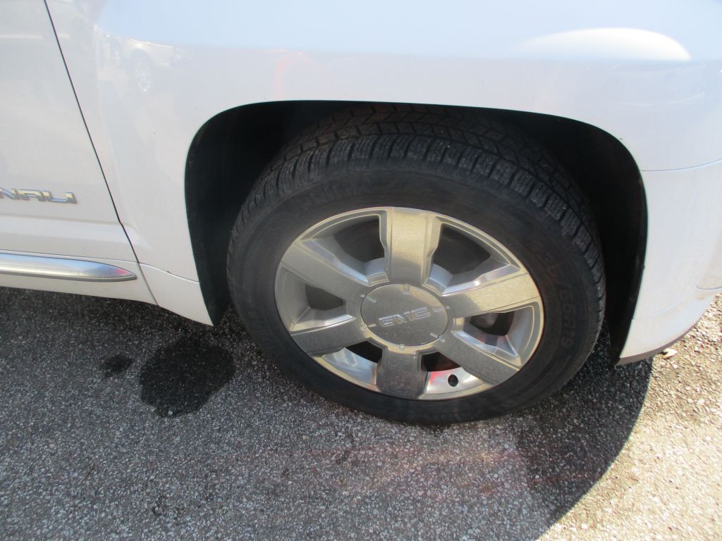 2013 GMC Terrain Image 4