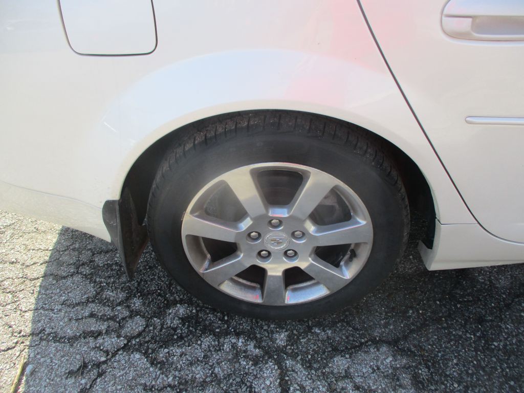 2007 Cadillac CTS Image 2