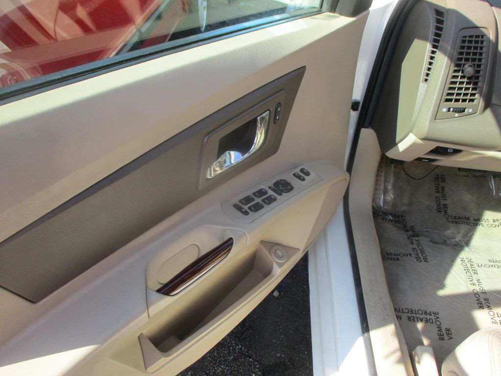 2007 Cadillac CTS Image 9