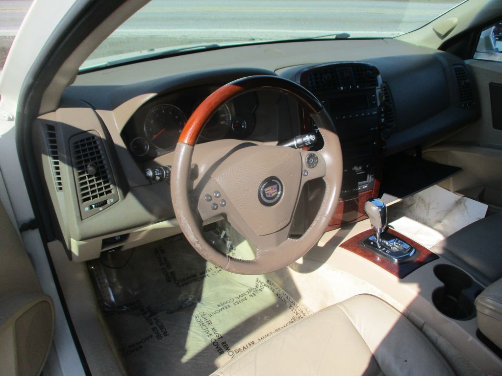 2007 Cadillac CTS Image 10