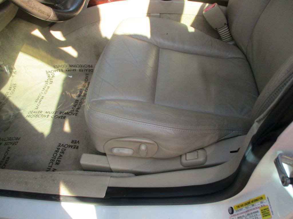 2007 Cadillac CTS Image 11