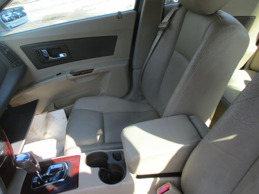 2007 Cadillac CTS Image 13