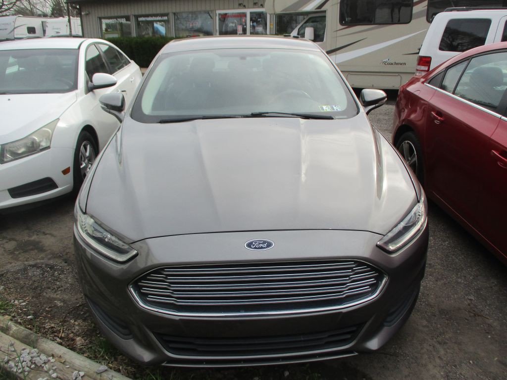 2013 Ford Fusion Image 2