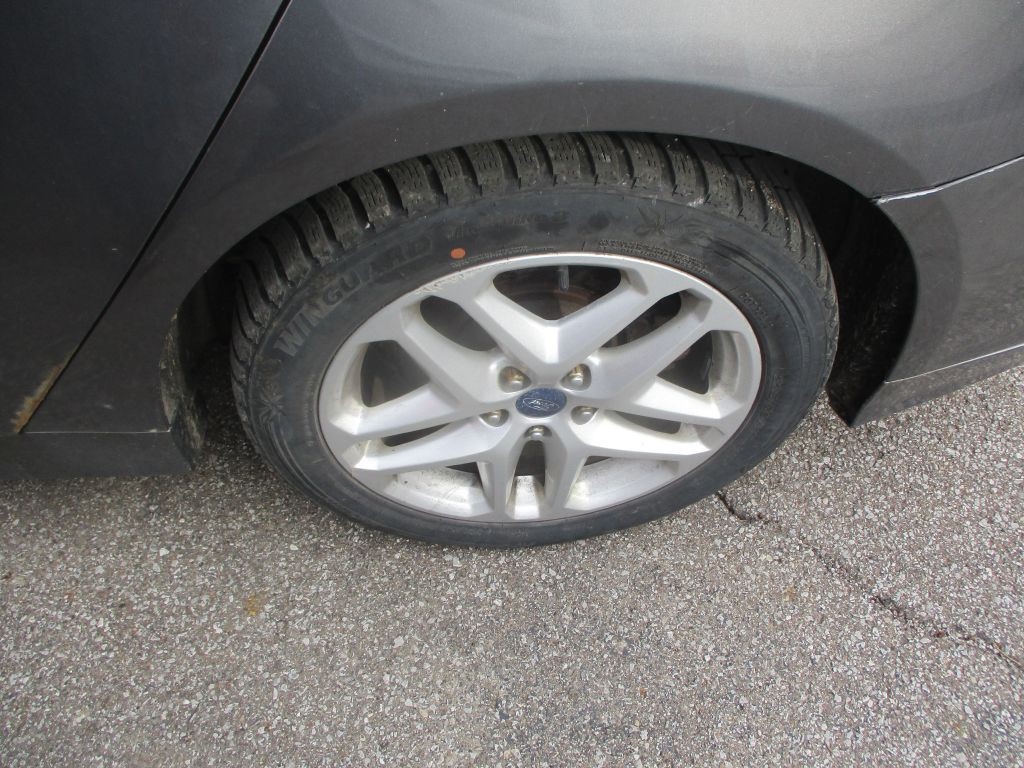 2013 Ford Fusion Image 4