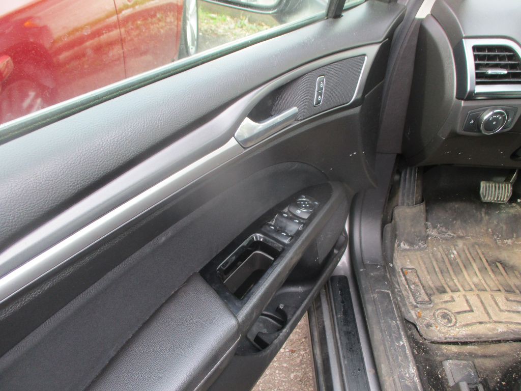 2013 Ford Fusion Image 10