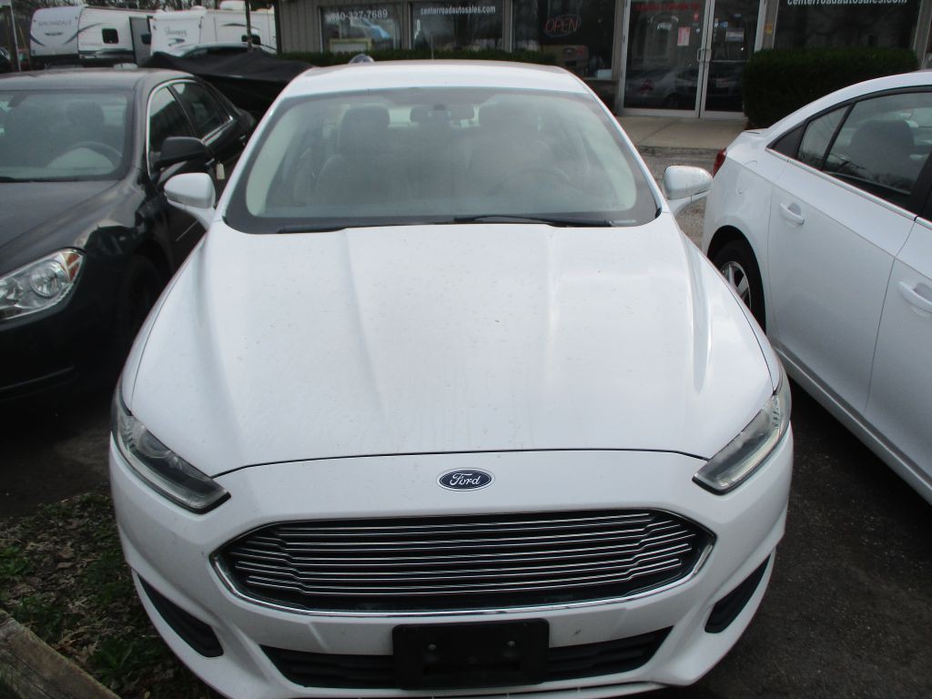 2013 Ford Fusion Image 2