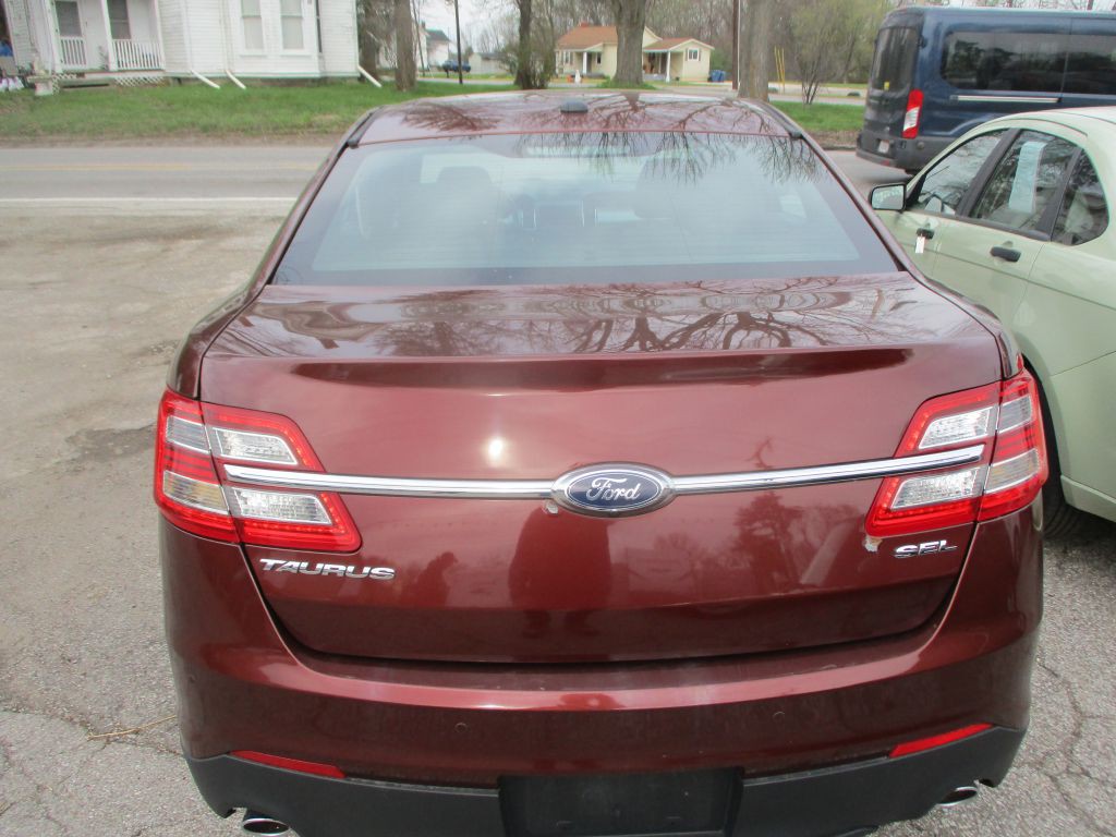 2015 Ford Taurus Image 6