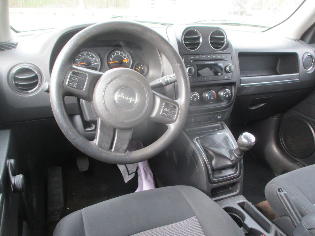 2014 Jeep Patriot Image 9