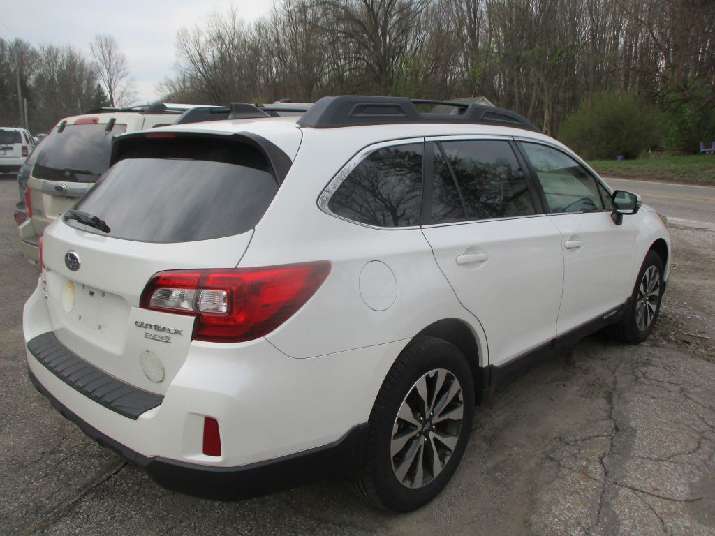 2017 Subaru Outback Image 4