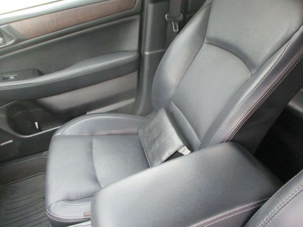 2017 Subaru Outback Image 14