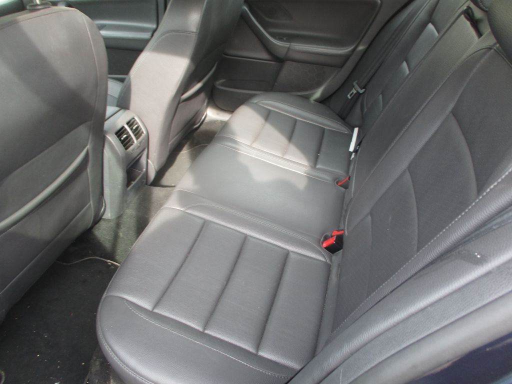 2009 Volkswagen Jetta Image 5