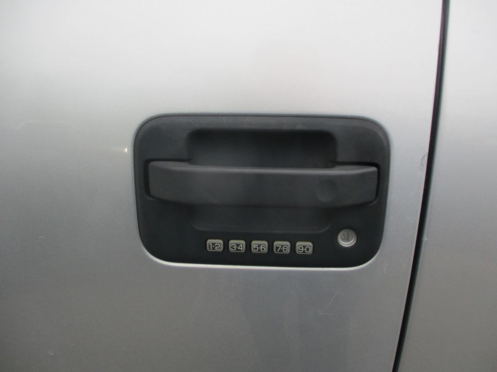 2013 Ford F-150 Image 9