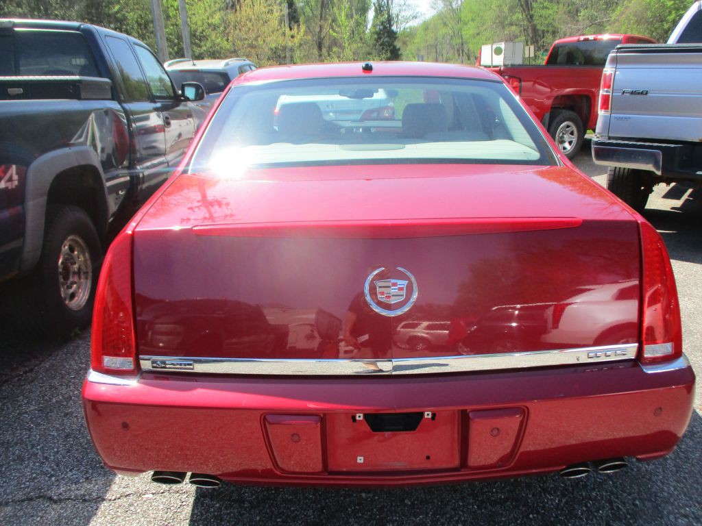 2007 Cadillac DTS Image 5