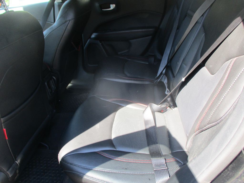 2018 Jeep Compass Image 10