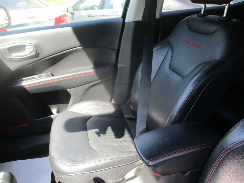 2018 Jeep Compass Image 14