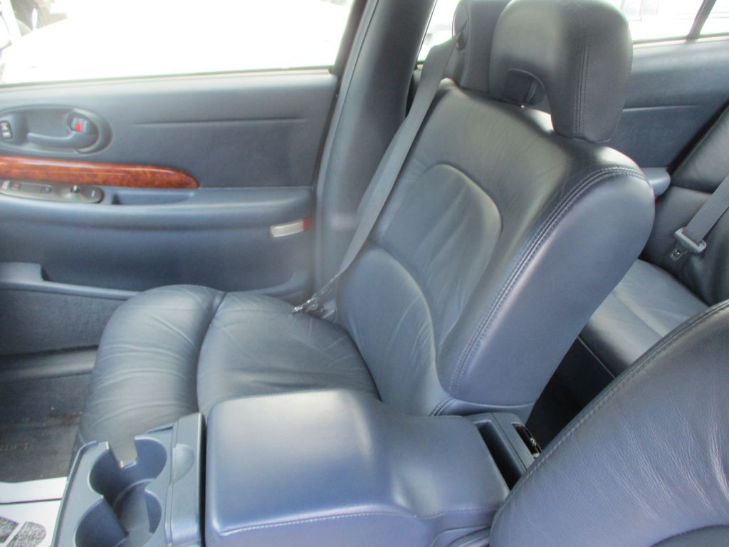 2001 Buick LeSabre Image 12