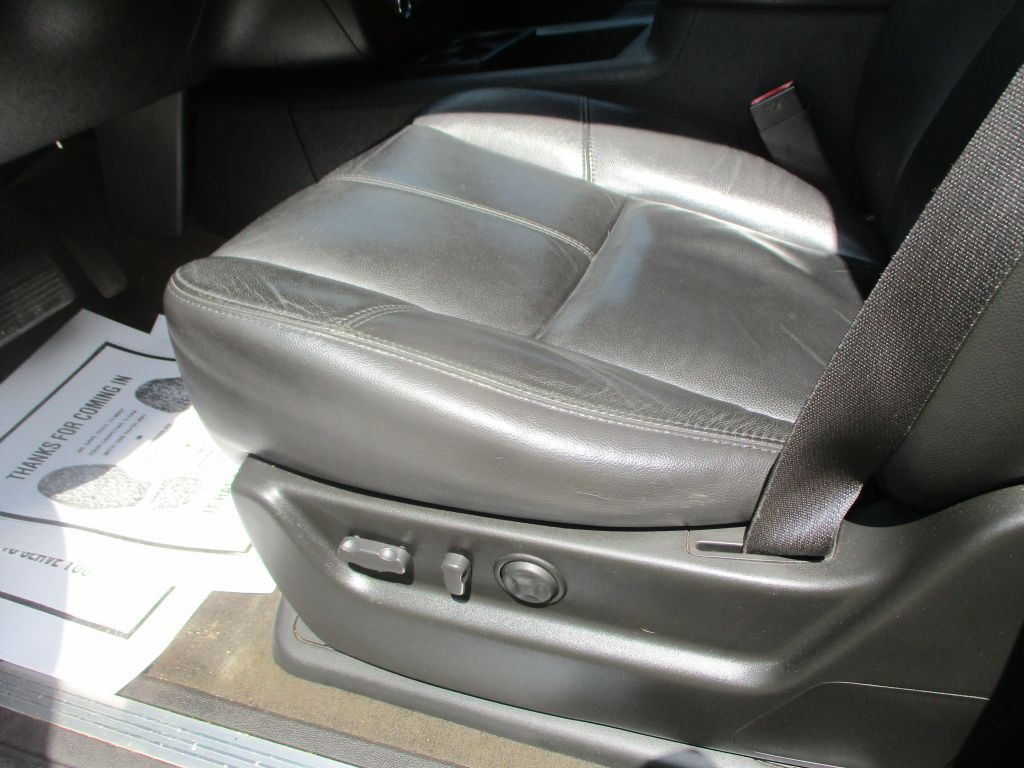 2008 Chevrolet Tahoe Image 11