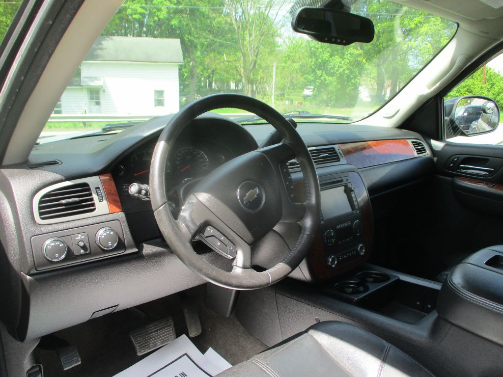 2008 Chevrolet Tahoe Image 12