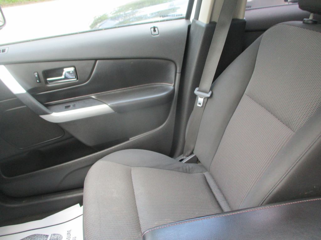 2011 Ford Edge Image 13