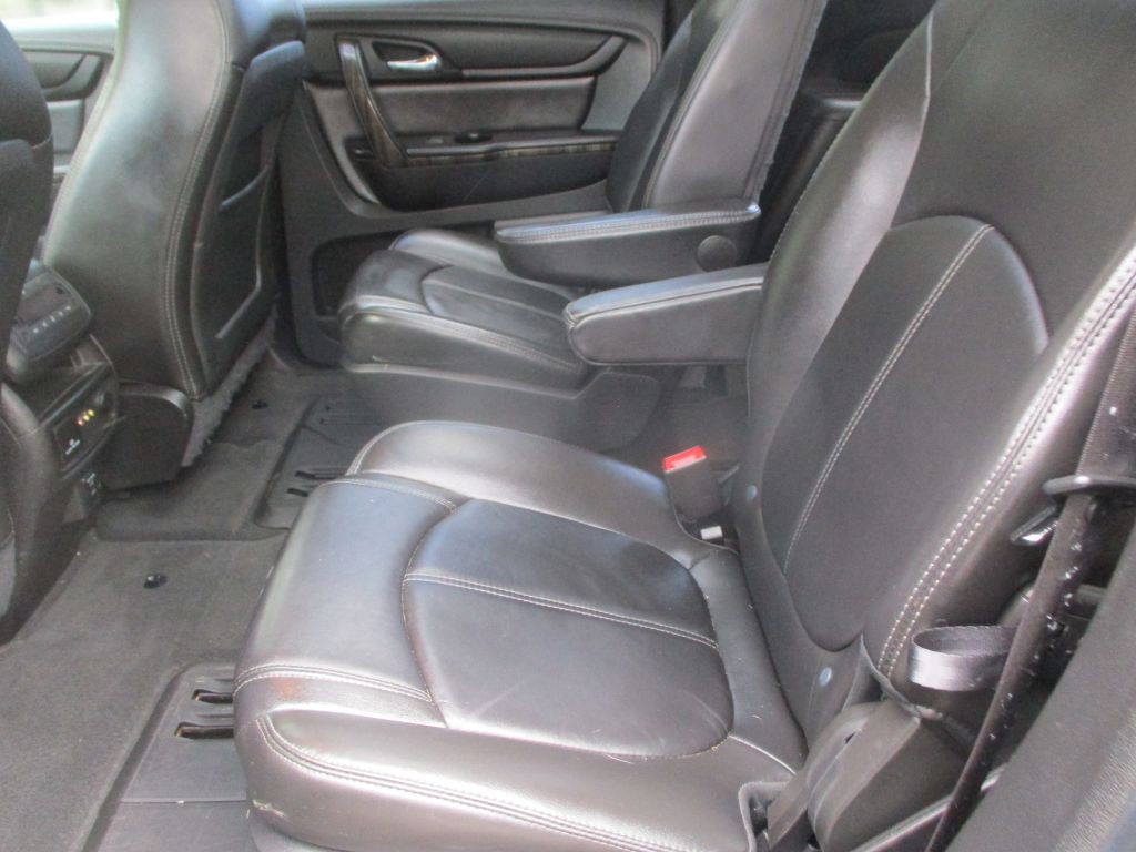 2015 GMC Acadia Image 7