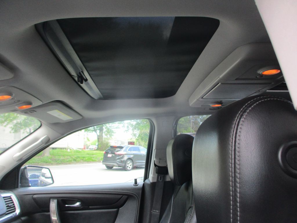 2015 GMC Acadia Image 13
