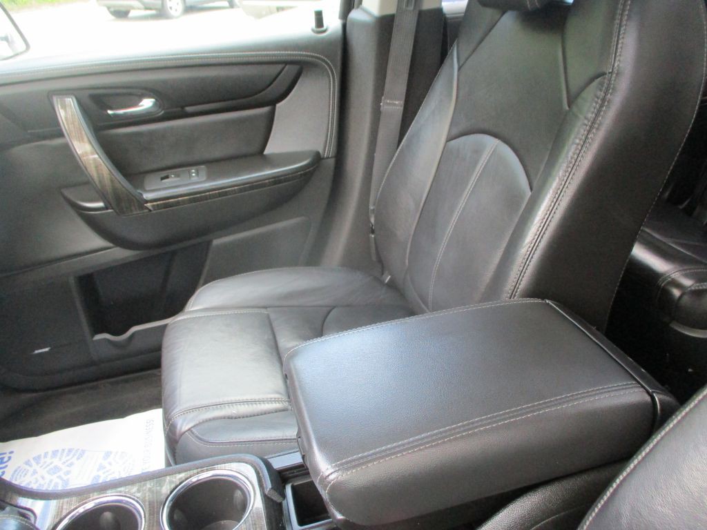 2015 GMC Acadia Image 14