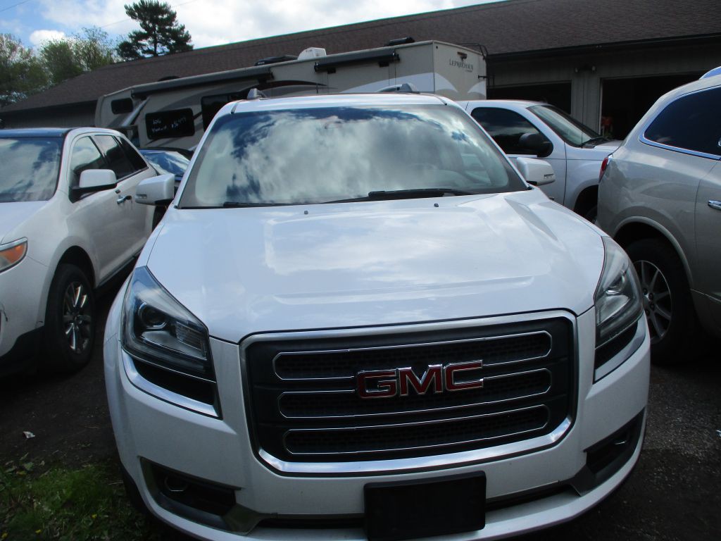 2017 GMC Acadia Image 2