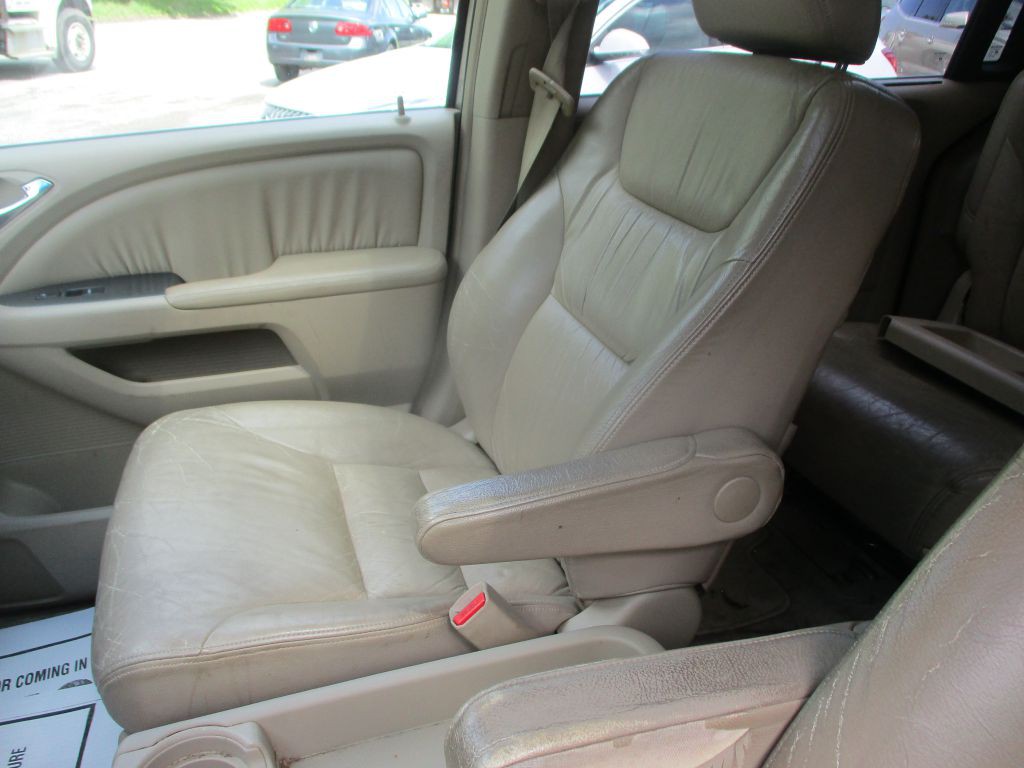 2005 Honda Odyssey Image 12