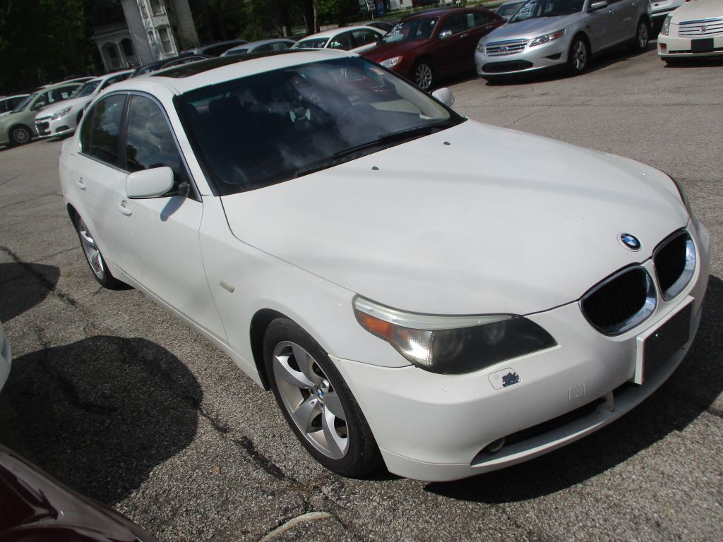 2004 BMW 5 Series Image 2