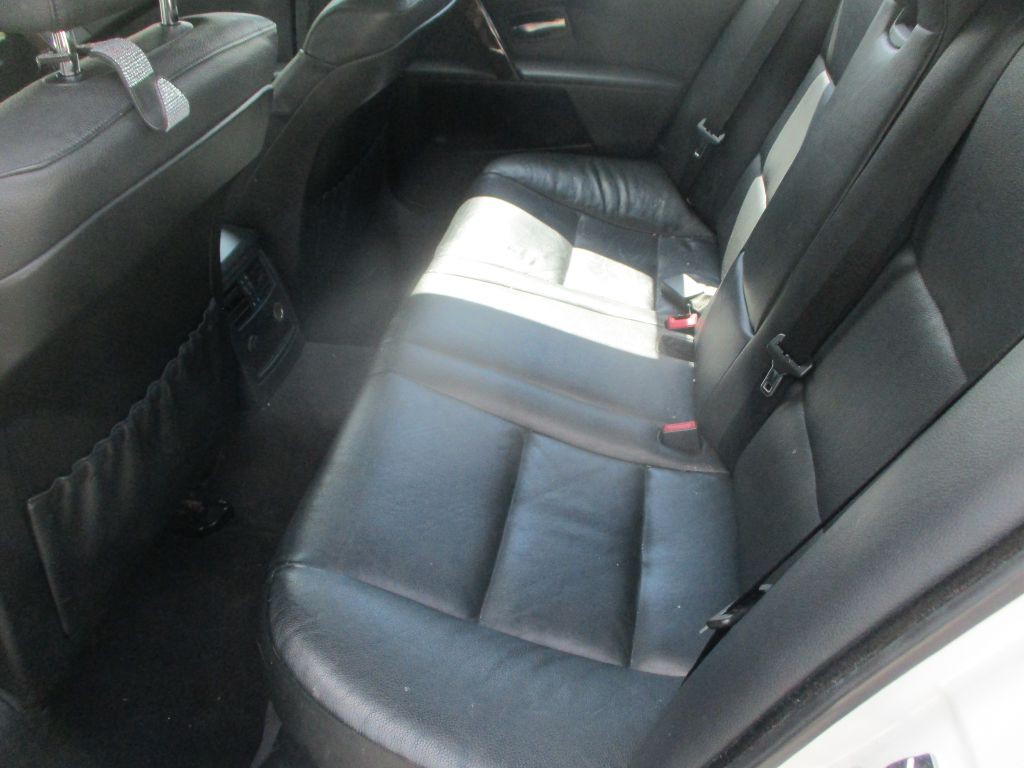 2004 BMW 5 Series Image 7