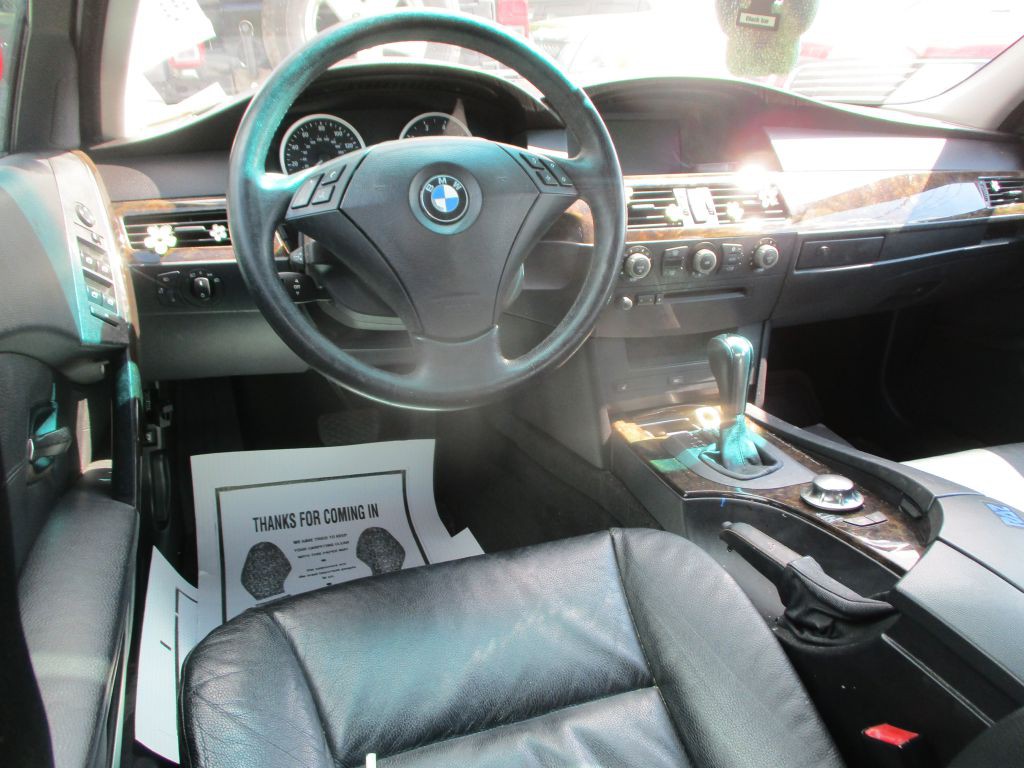2004 BMW 5 Series Image 8