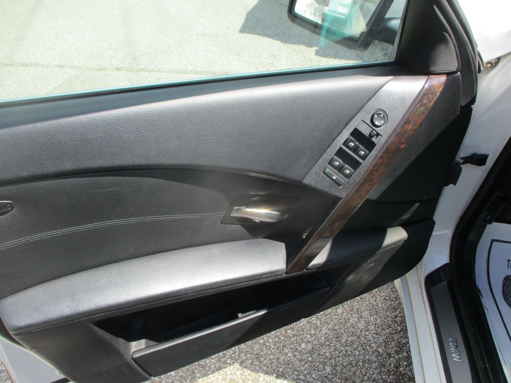 2004 BMW 5 Series Image 10