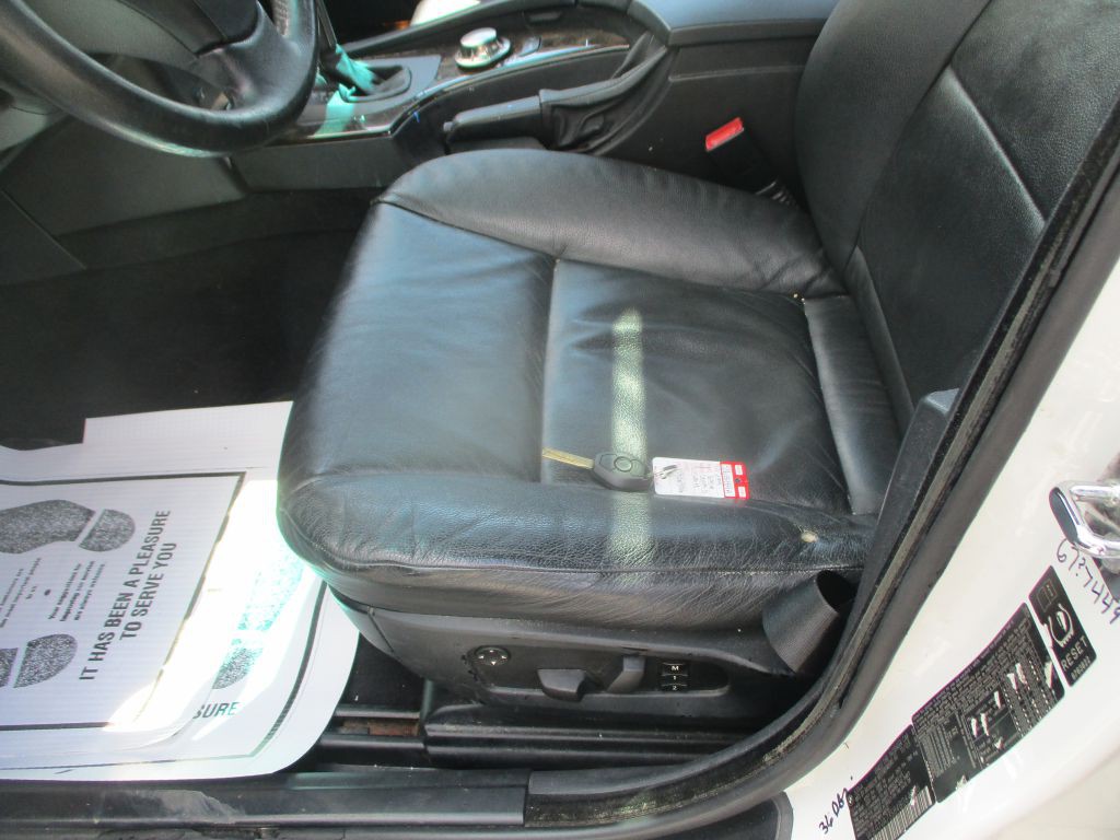 2004 BMW 5 Series Image 11