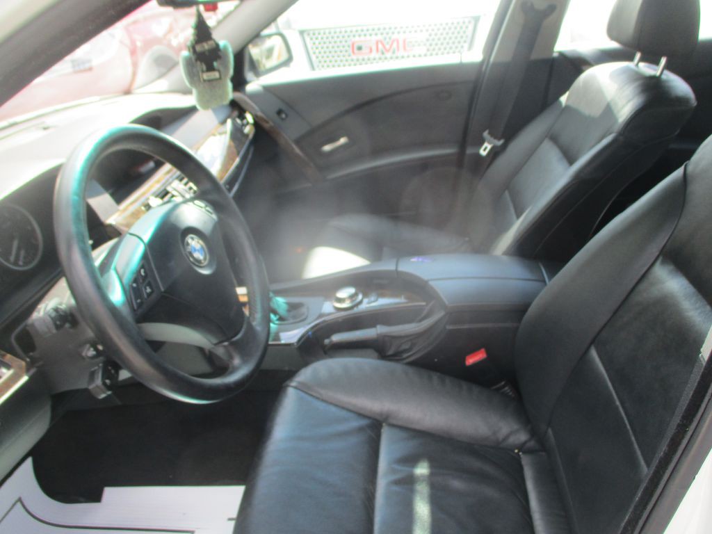 2004 BMW 5 Series Image 12