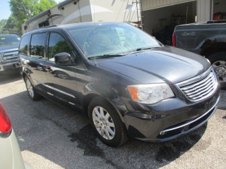 Image for 2014 Chrysler Town & Country Touring ID: 7457568
