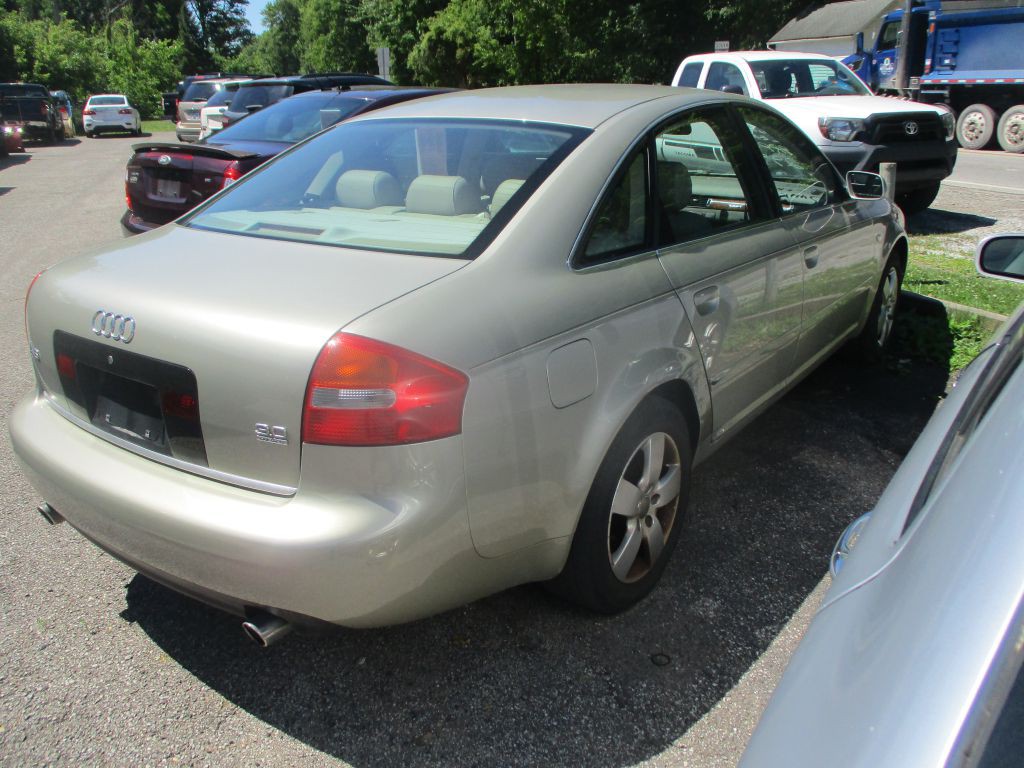 2002 Audi A6 Image 8