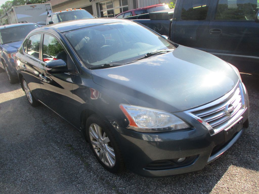 2013 Nissan Sentra Image 2