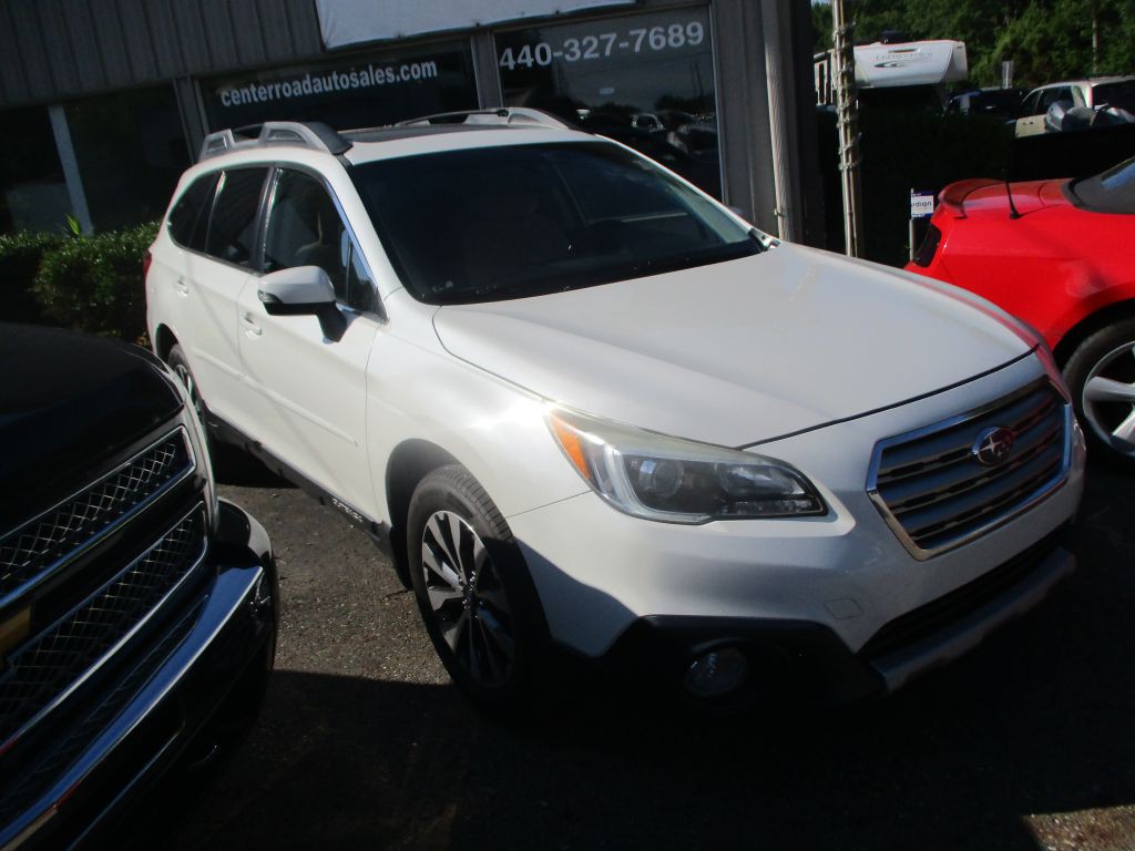 2015 Subaru Outback Image 1