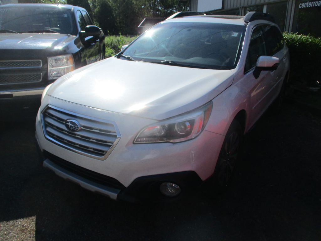 2015 Subaru Outback Image 2